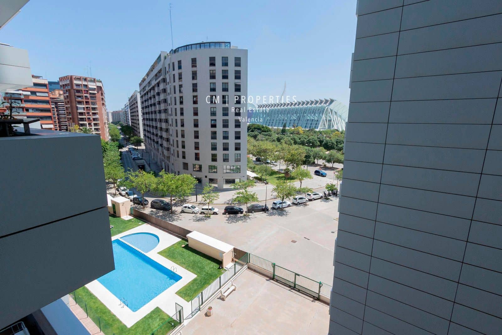 Appartement de 3 chambres à louer à Valence ville avec piscine garage - 2 500 € (Ref: 8371624)