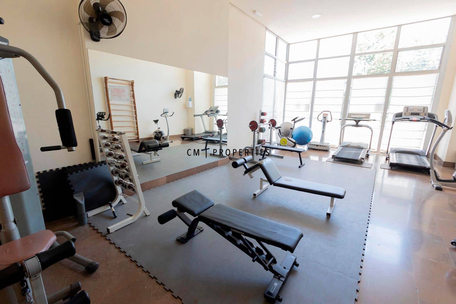 Appartement de 3 chambres à louer à Valence ville avec piscine garage - 2 500 € (Ref: 8371624)