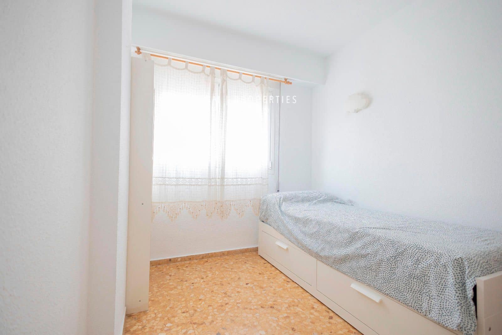 2 sypialnia Mieszkanie do wynajęcia w Puig z basenem - 800 € (Ref: 8379195)