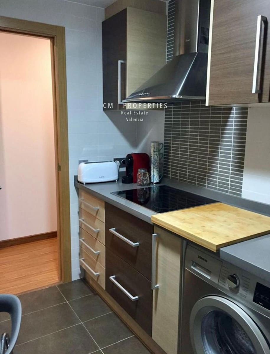 Appartement de 3 chambres à louer à Mislata avec garage - 1 400 € (Ref: 8389472)
