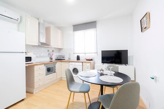 1 slaapkamer Flat te huur in Xirivella - € 850 (Ref: 8396151)