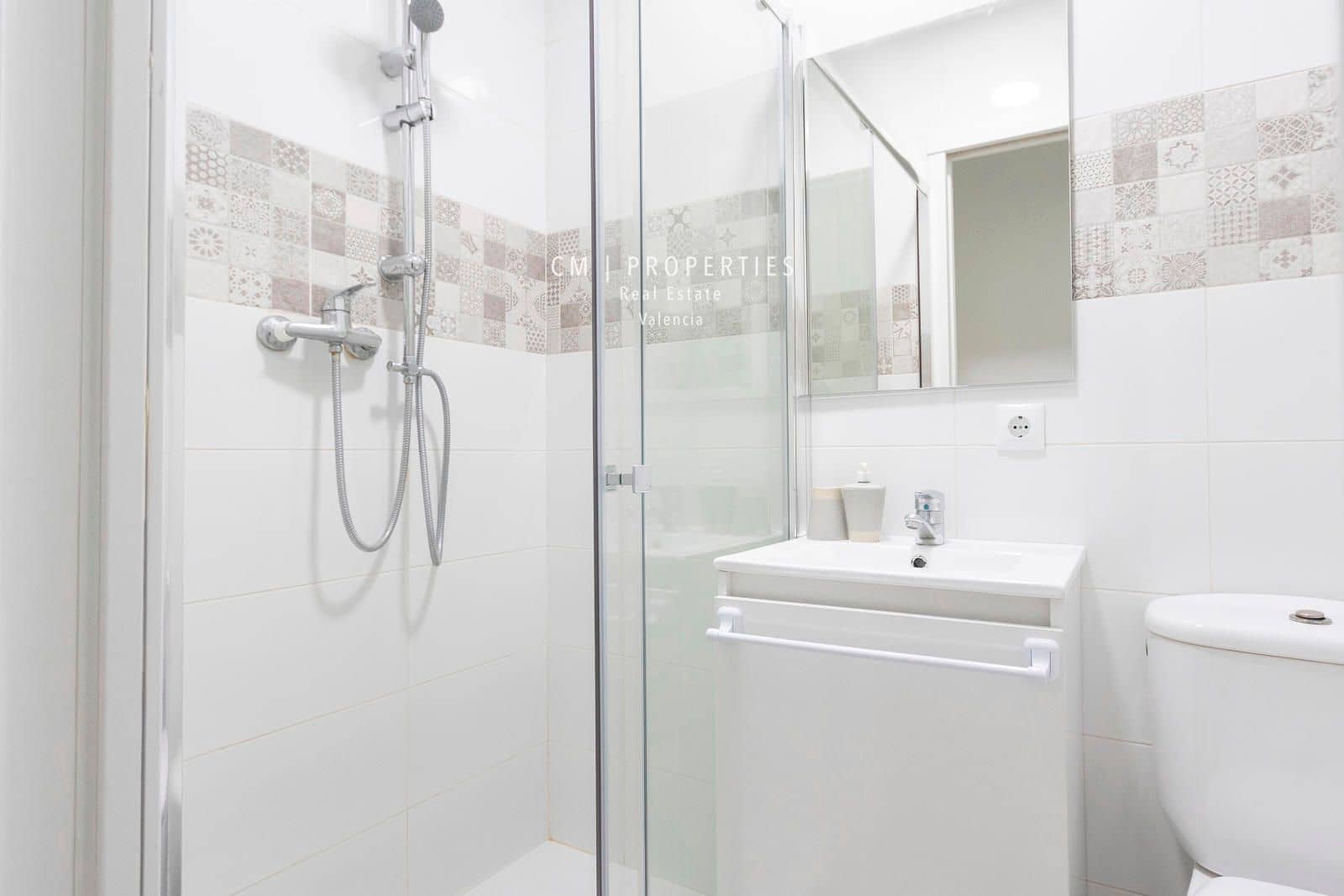 1 slaapkamer Flat te huur in Xirivella - € 850 (Ref: 8396151)