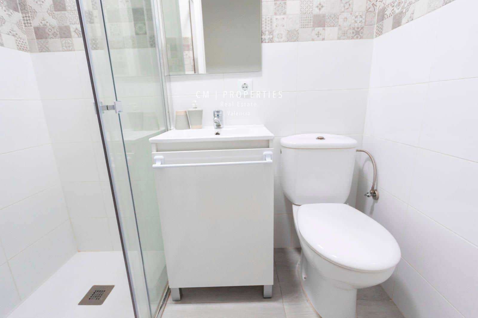 1 slaapkamer Flat te huur in Xirivella - € 850 (Ref: 8396151)