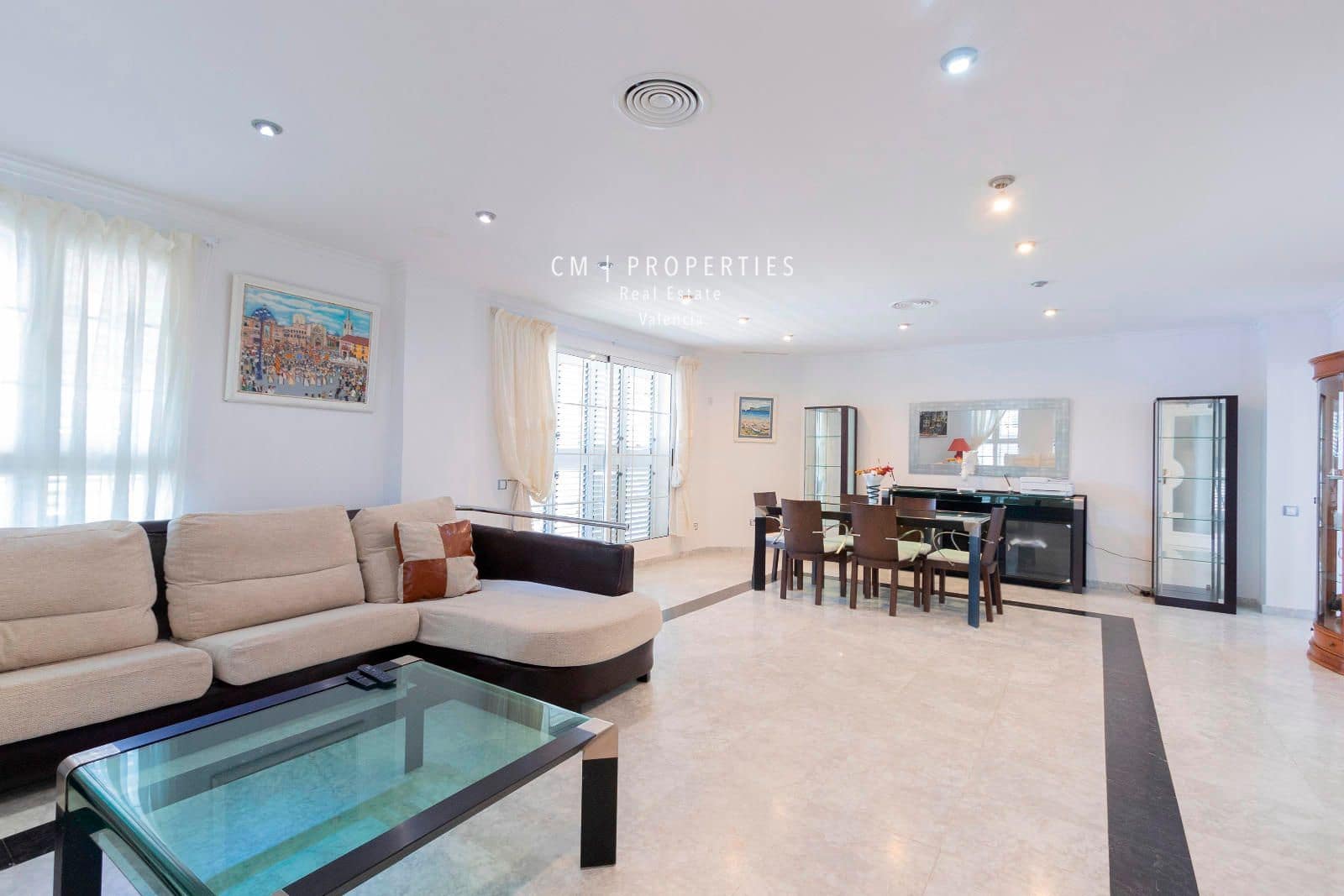 4 bedroom Villa for rent in L'Eliana with pool garage - € 4,900 (Ref: 8399696)