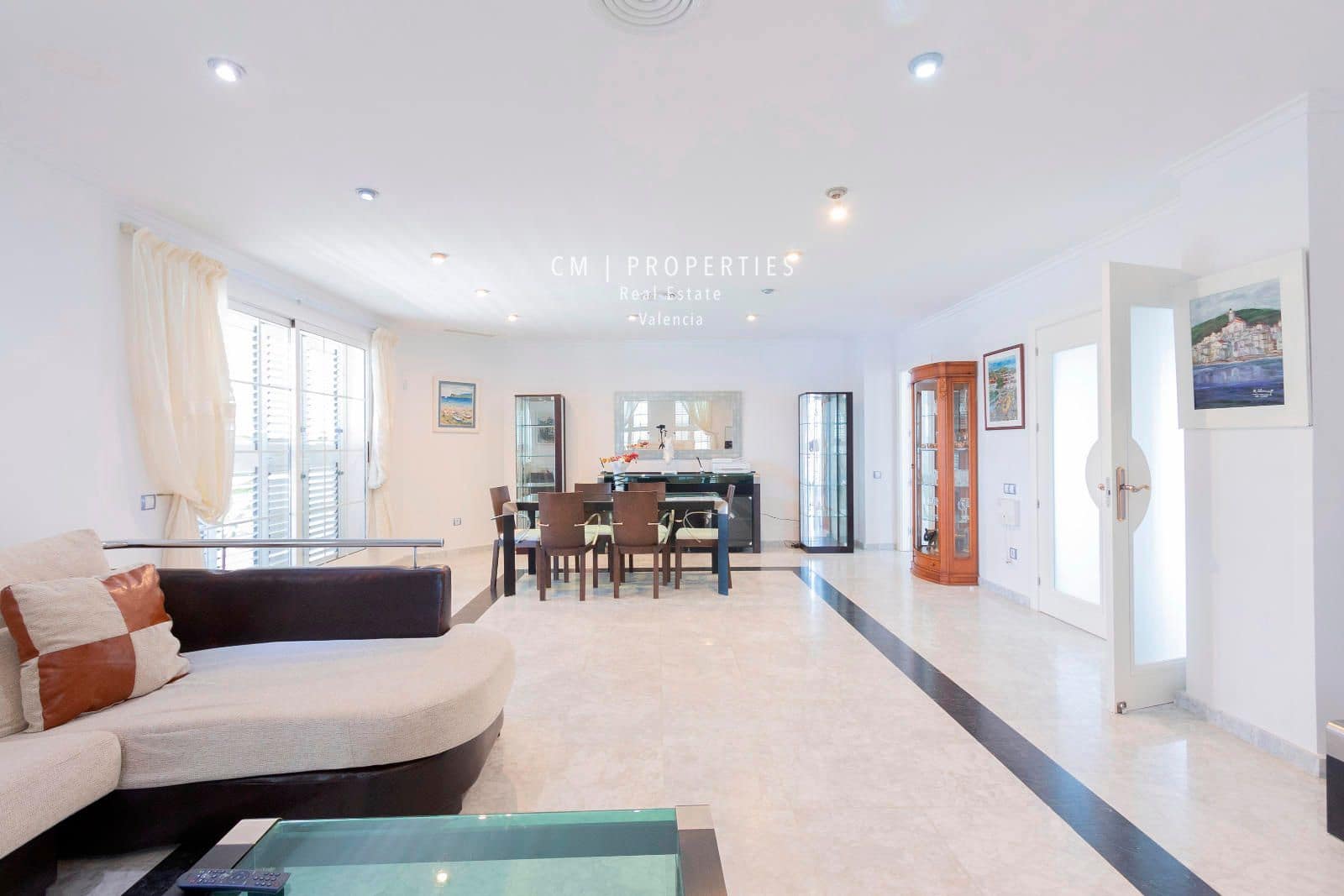 4 bedroom Villa for rent in L'Eliana with pool garage - € 4,900 (Ref: 8399696)