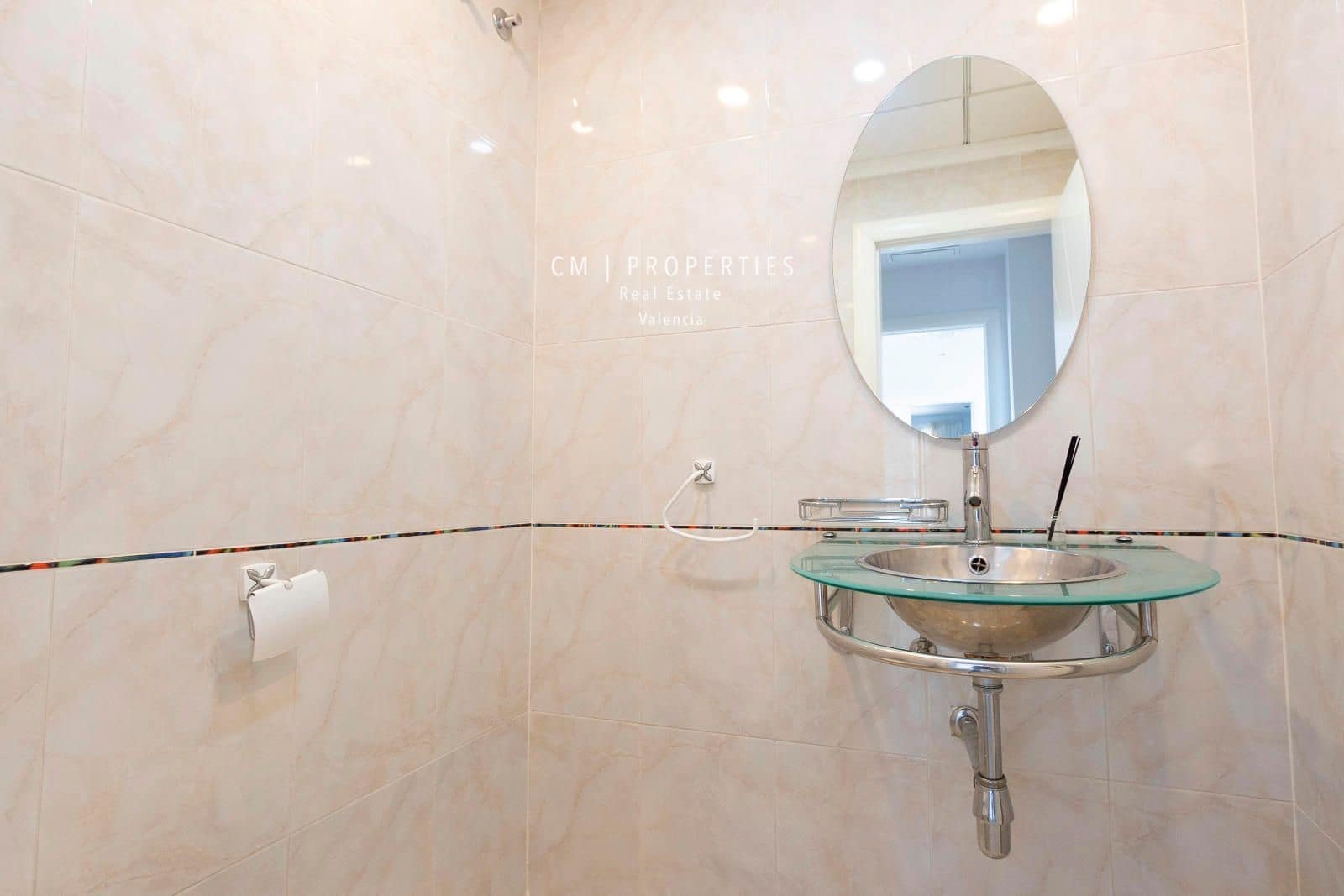 4 bedroom Villa for rent in L'Eliana with pool garage - € 4,900 (Ref: 8399696)