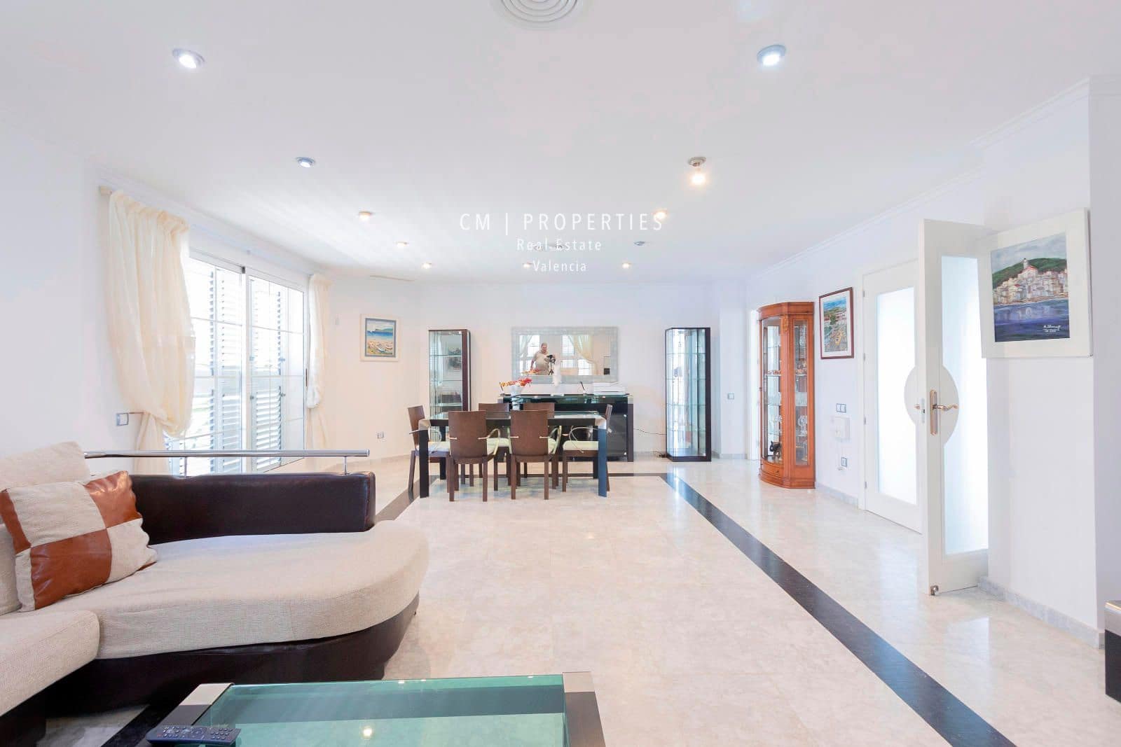 4 bedroom Villa for rent in L'Eliana with pool garage - € 4,900 (Ref: 8399696)