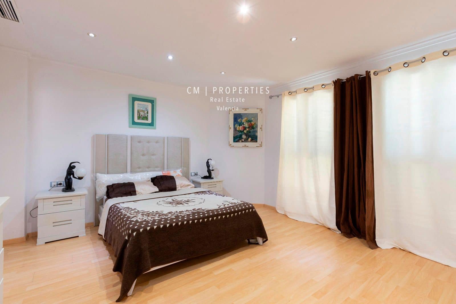 4 bedroom Villa for rent in L'Eliana with pool garage - € 4,900 (Ref: 8399696)