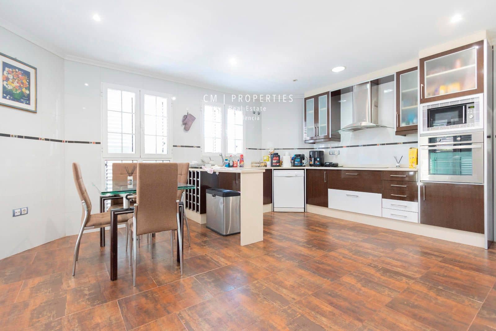 4 bedroom Villa for rent in L'Eliana with pool garage - € 4,900 (Ref: 8399696)