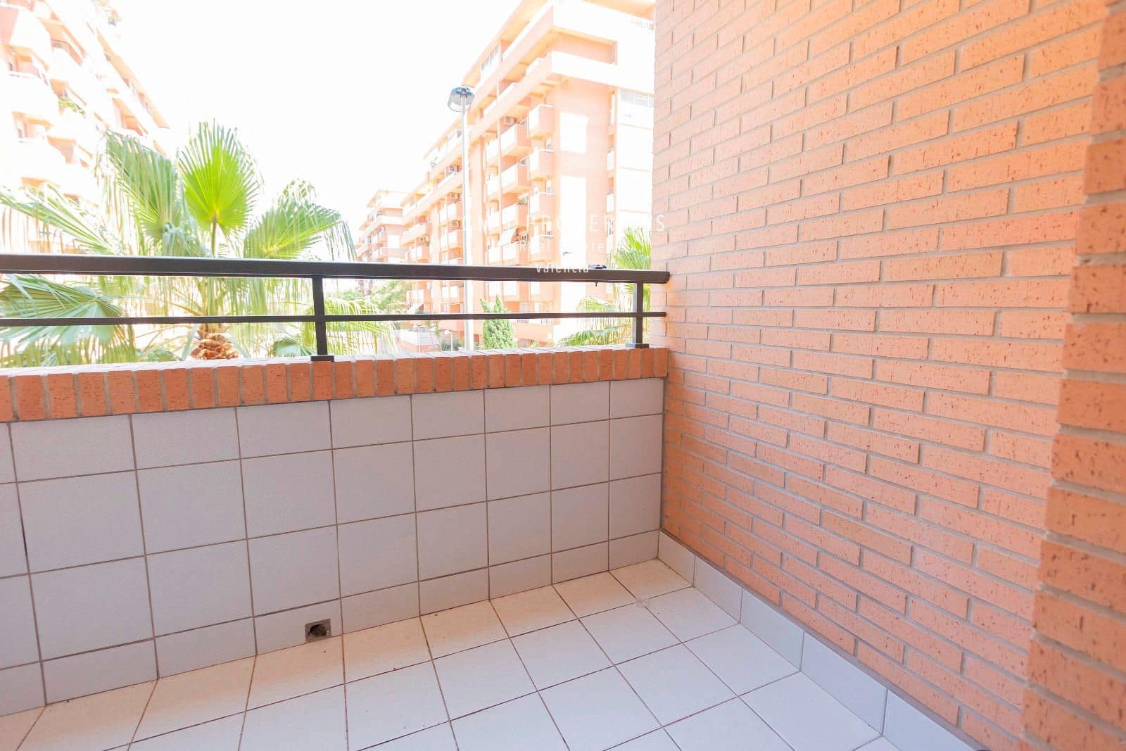 3 soverom Leilighet til leie i Alboraya / Alboraia med svømmebasseng garasje - € 2 200 (Ref: 8431816)