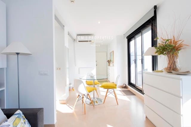 Penthouse do wynajęcia w Sant Llorens, Miasto Walencja z basenem garażem - 1 300 € (Ref: 8437876)