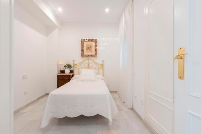 3 makuuhuone Asunto vuokrattavana paikassa El Pla del Remei, Valencia kaupunki - 3 200 € (Ref: 8437964)