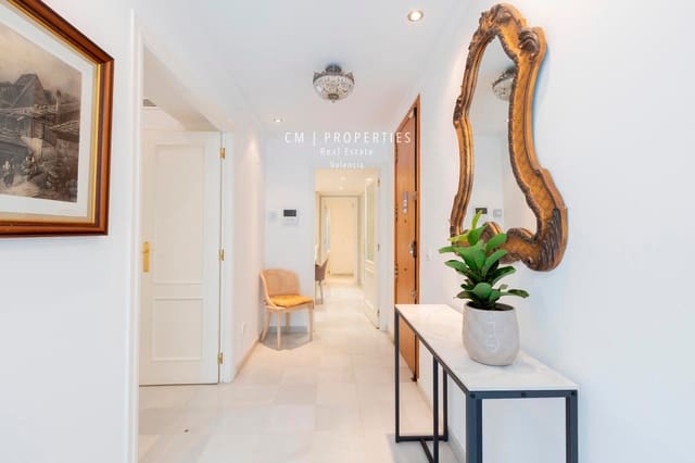 3 makuuhuone Asunto vuokrattavana paikassa El Pla del Remei, Valencia kaupunki - 3 200 € (Ref: 8437964)