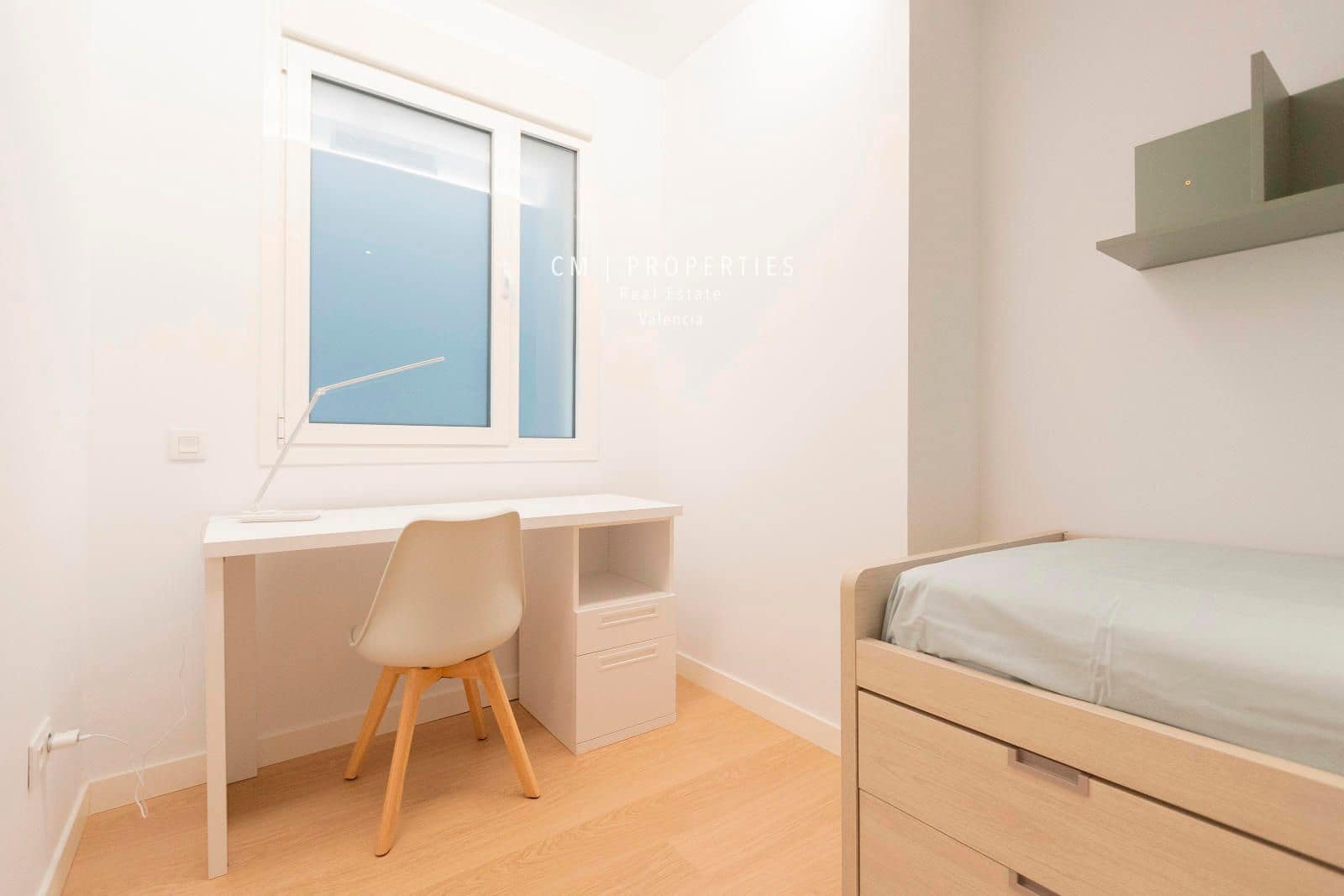 4 bedroom Flat for rent in Valencia city - € 3,800 (Ref: 8449667)