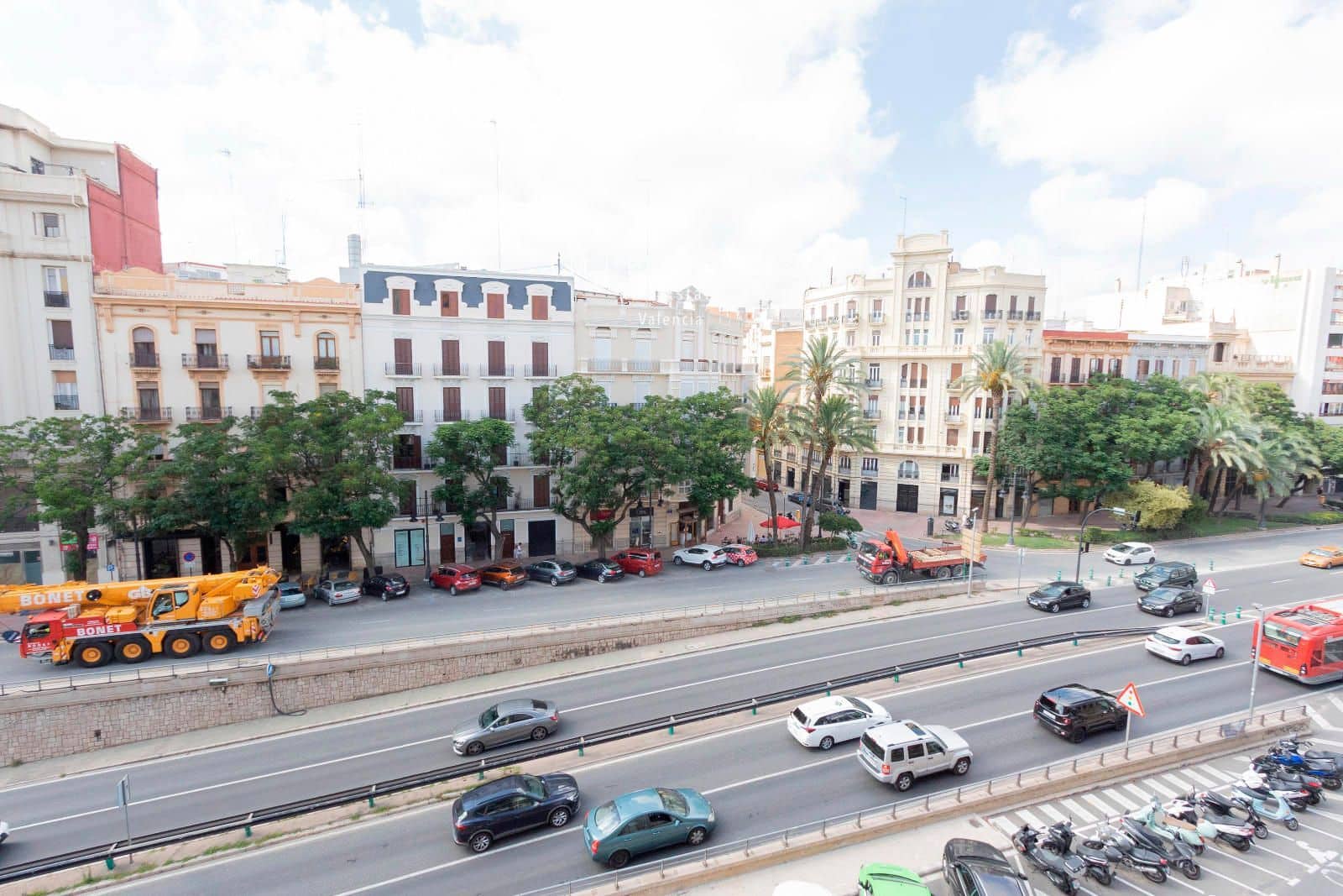 4 bedroom Flat for rent in Valencia city - € 3,800 (Ref: 8449667)