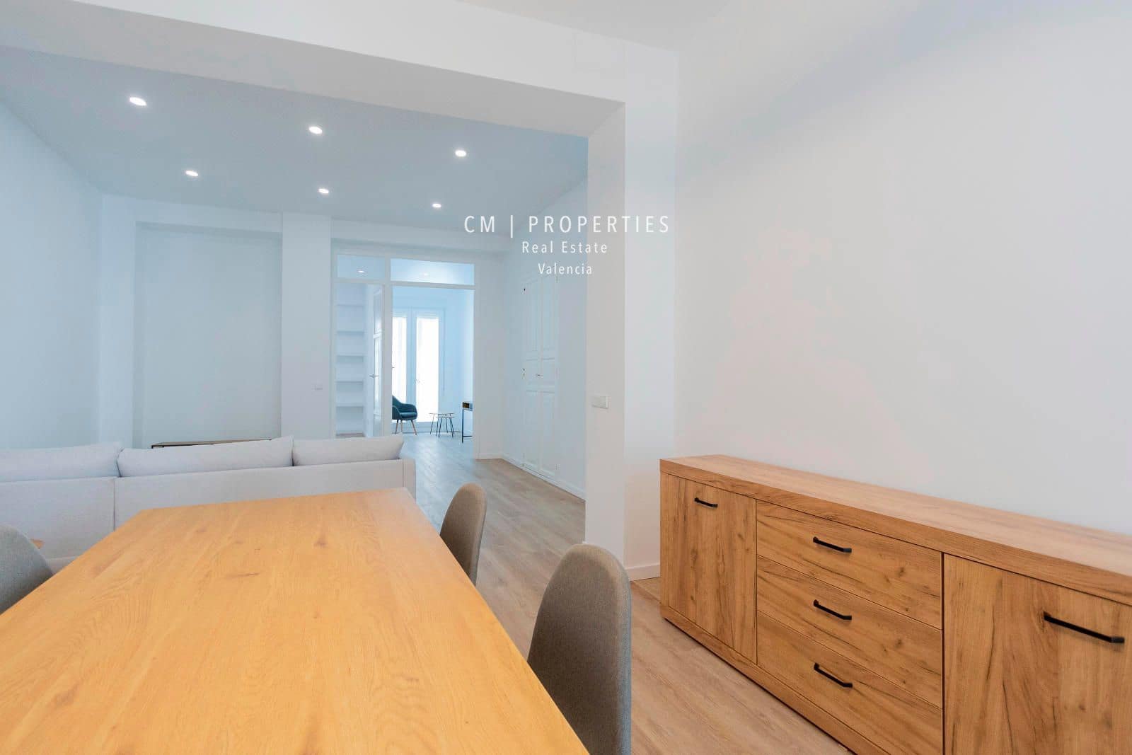 2 soveværelse Lejlighed til leje i Valencia by - € 1.600 (Ref: 8458775)