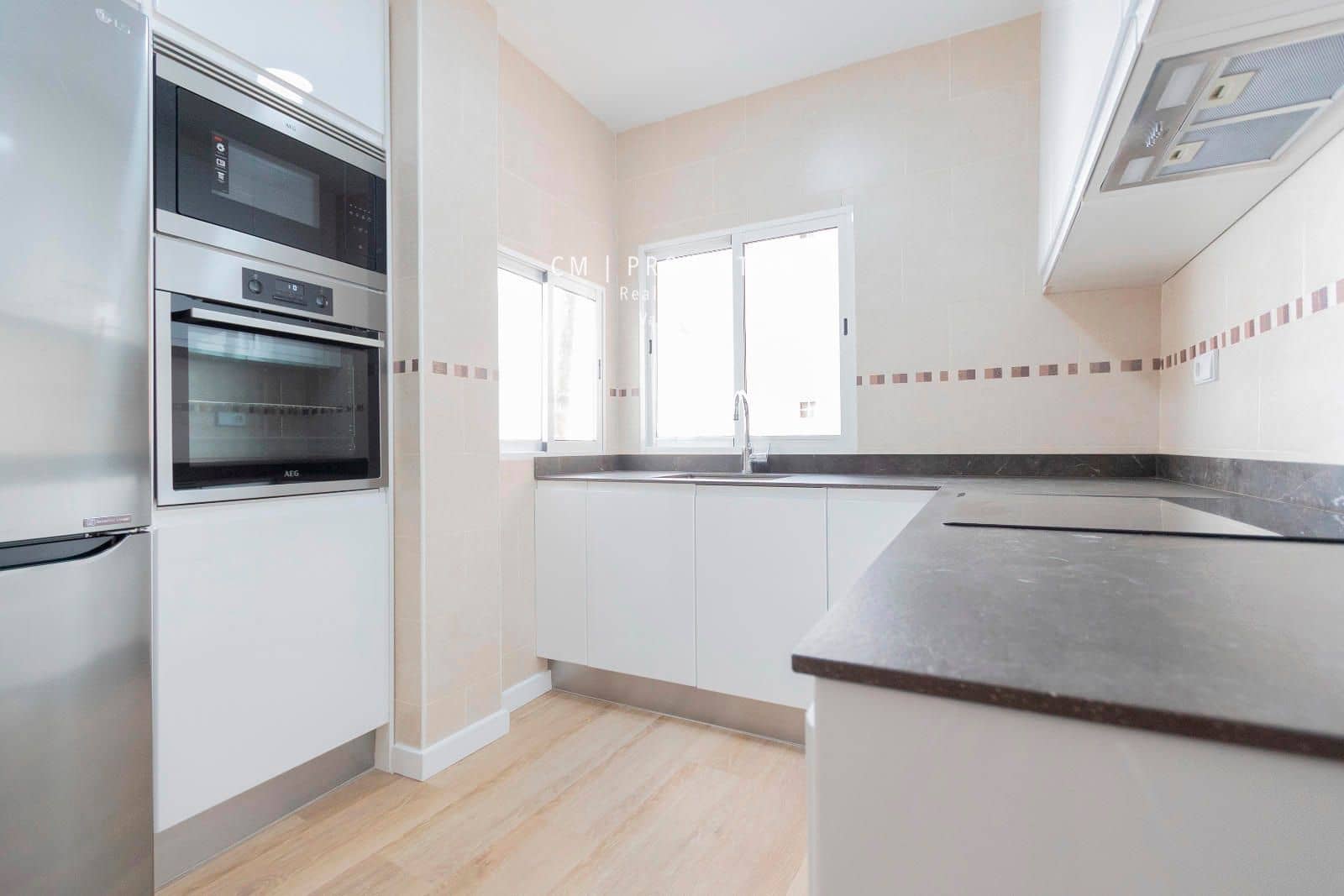 2 soveværelse Lejlighed til leje i Valencia by - € 1.600 (Ref: 8458775)