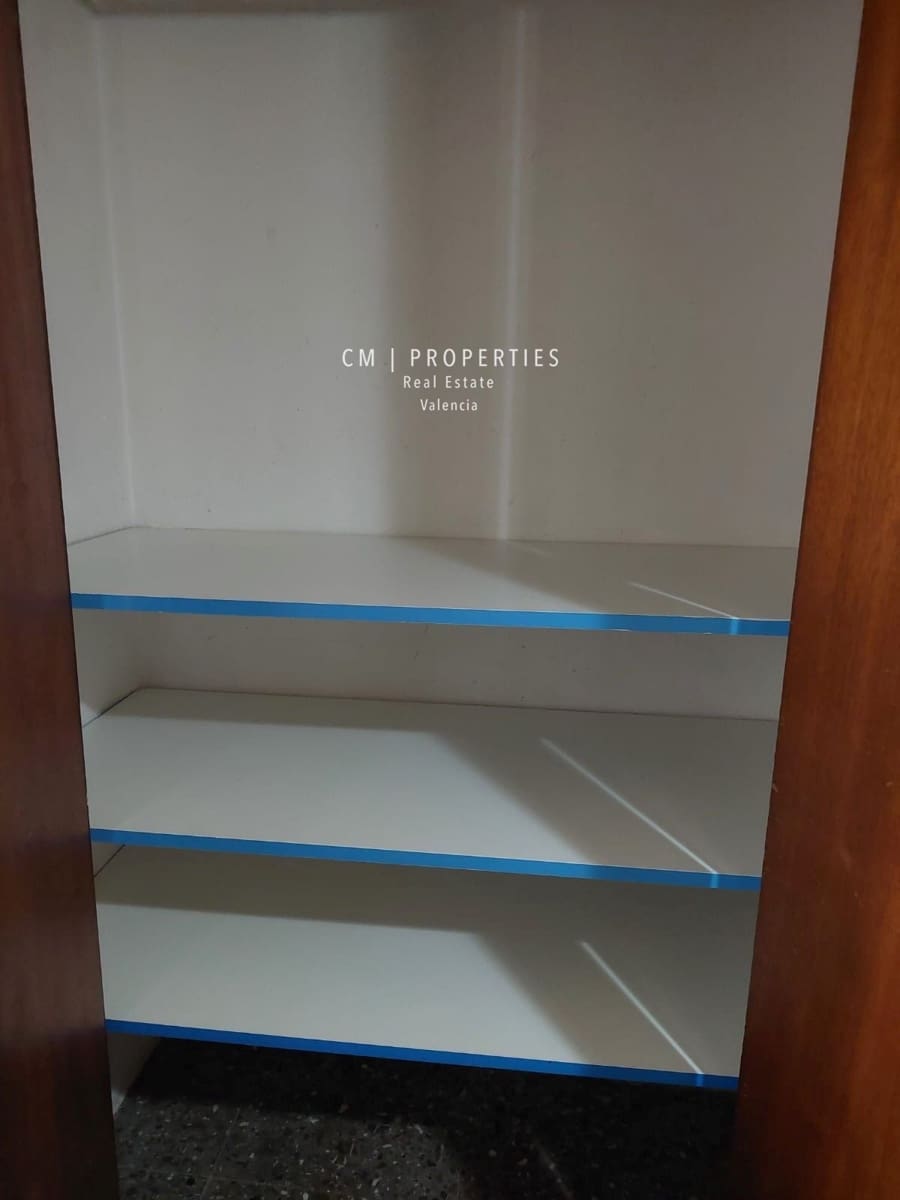 4 makuuhuone Huoneisto vuokrattavana paikassa Valencia kaupunki - 390 € (Ref: 8464023)