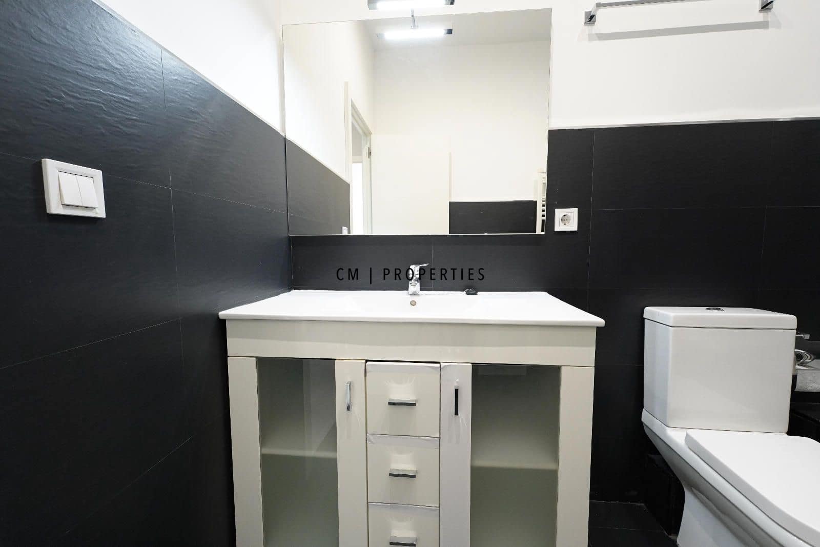 2 quarto Apartamento para arrendar em Valencia cidade - 1 900 € (Ref: 8466867)