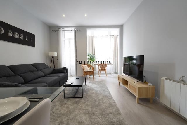 2 quarto Apartamento para arrendar em L'Eixample, Valência cidade - 1 900 € (Ref: 8466867)