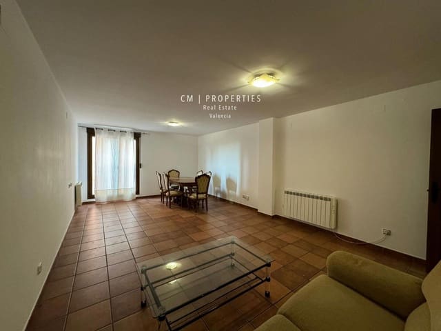 3 bedroom Flat for rent in Mora de Rubielos - € 750 (Ref: 8475659)