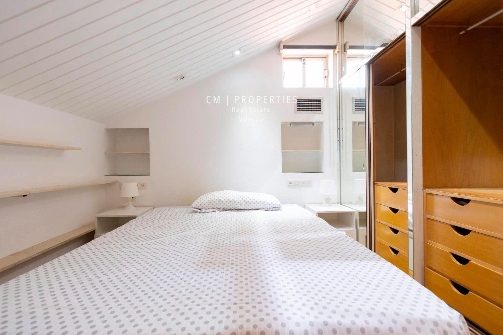 Appartement de 3 chambres à louer à Valence ville - 1 900 € (Ref: 8510565)