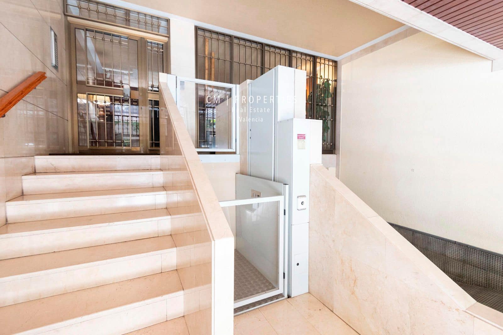 Appartement de 3 chambres à louer à Valence ville - 1 900 € (Ref: 8510565)