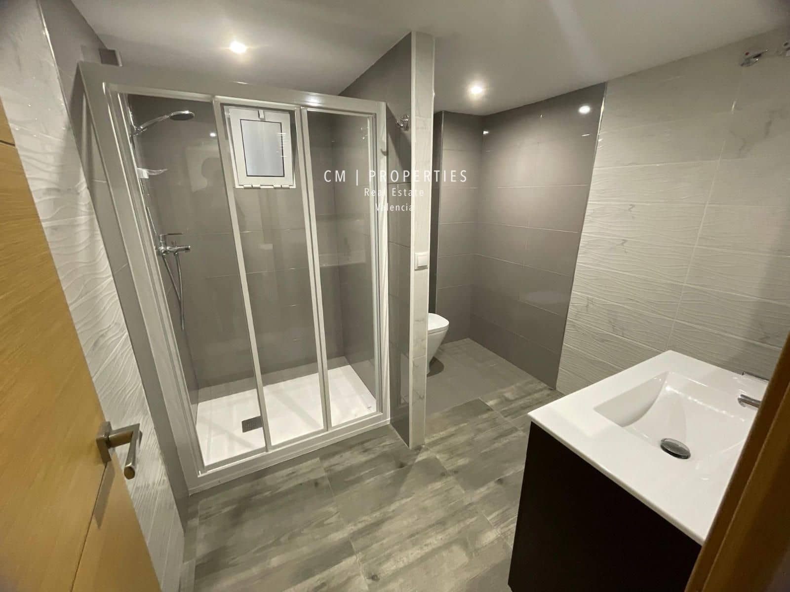 Lägenhet att hyra i Valencia stad - 1 200 € (Ref: 8515069)