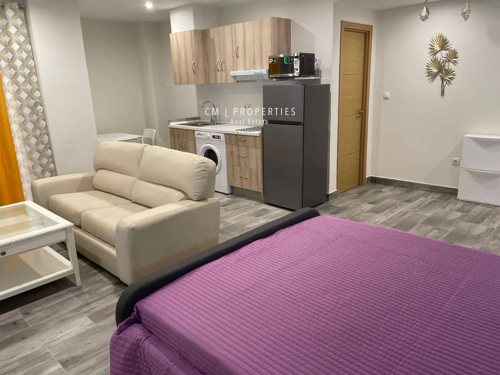 Lägenhet att hyra i Valencia stad - 1 200 € (Ref: 8515069)