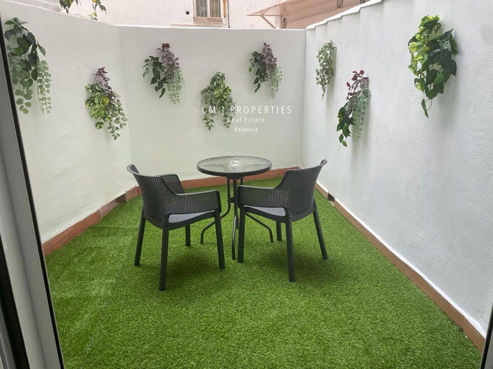 Lägenhet att hyra i Valencia stad - 1 200 € (Ref: 8515069)