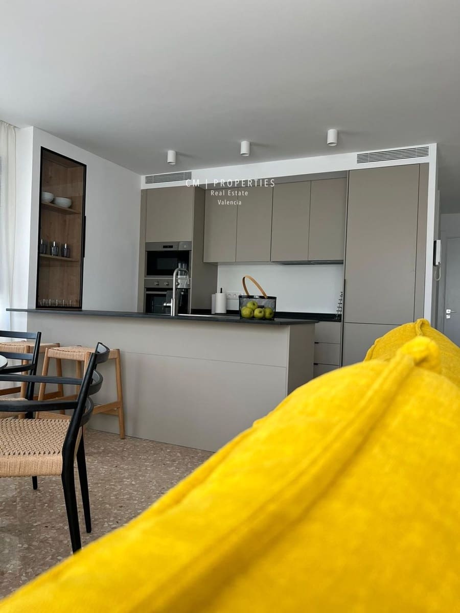 4 quarto Apartamento para arrendar em Valencia cidade com garagem - 2 800 € (Ref: 8515629)