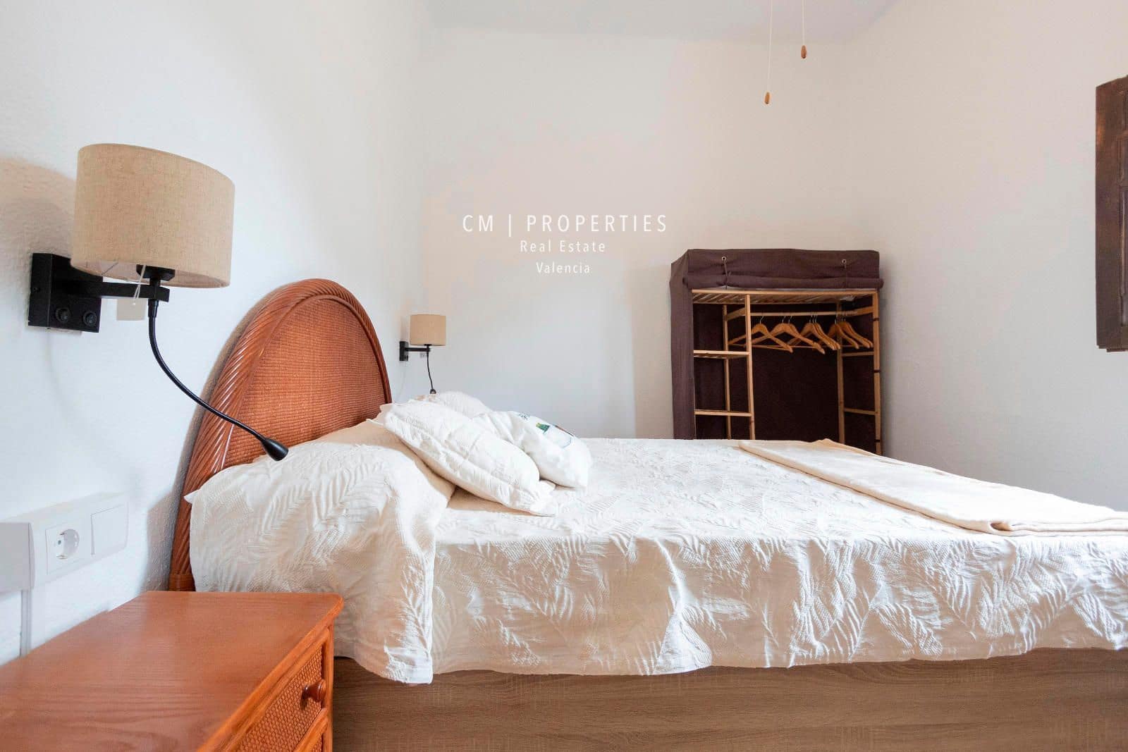 2 soveværelse Villa til leje i La Canada med swimmingpool - € 1.000 (Ref: 8518684)