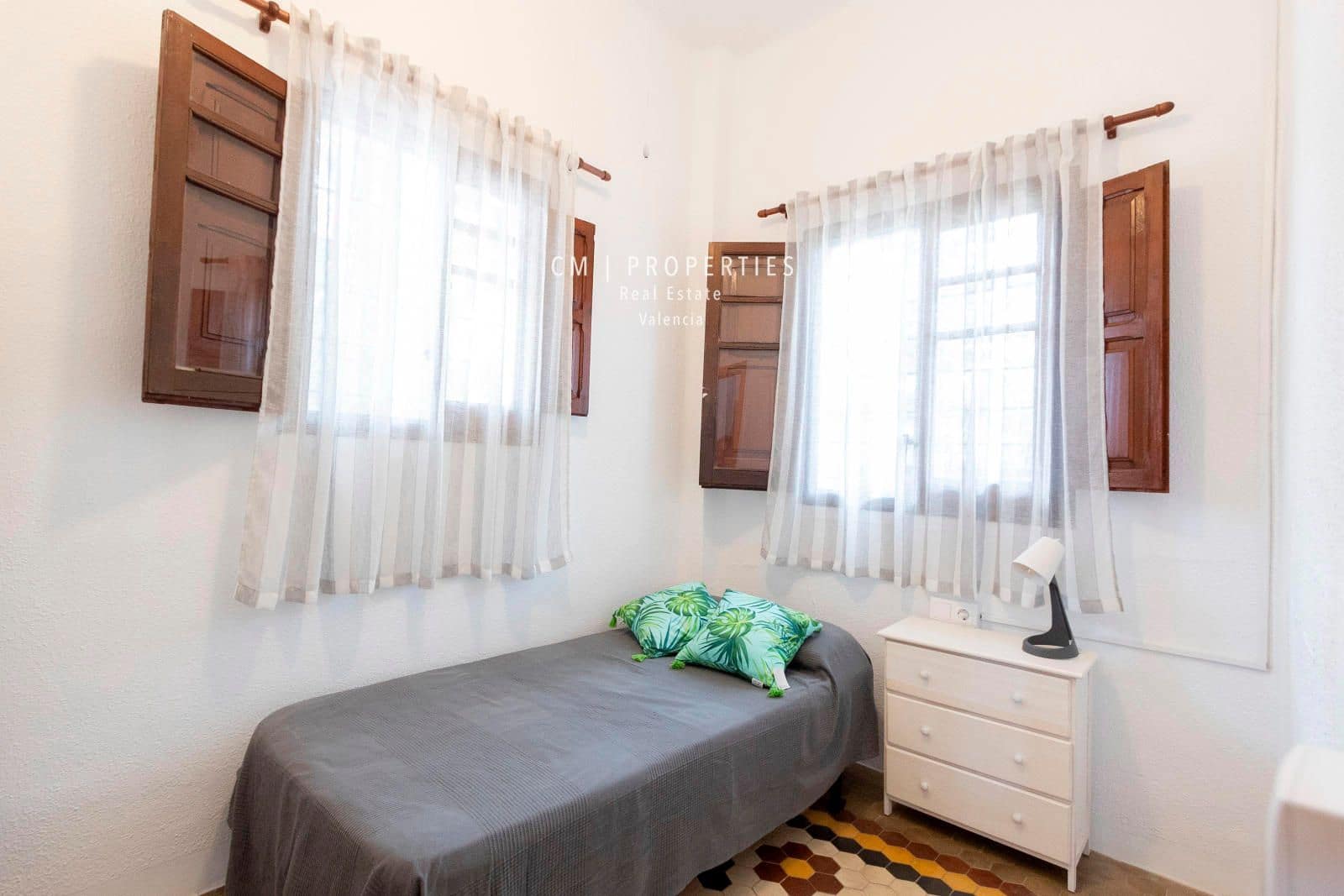 2 soveværelse Villa til leje i La Canada med swimmingpool - € 1.000 (Ref: 8518684)