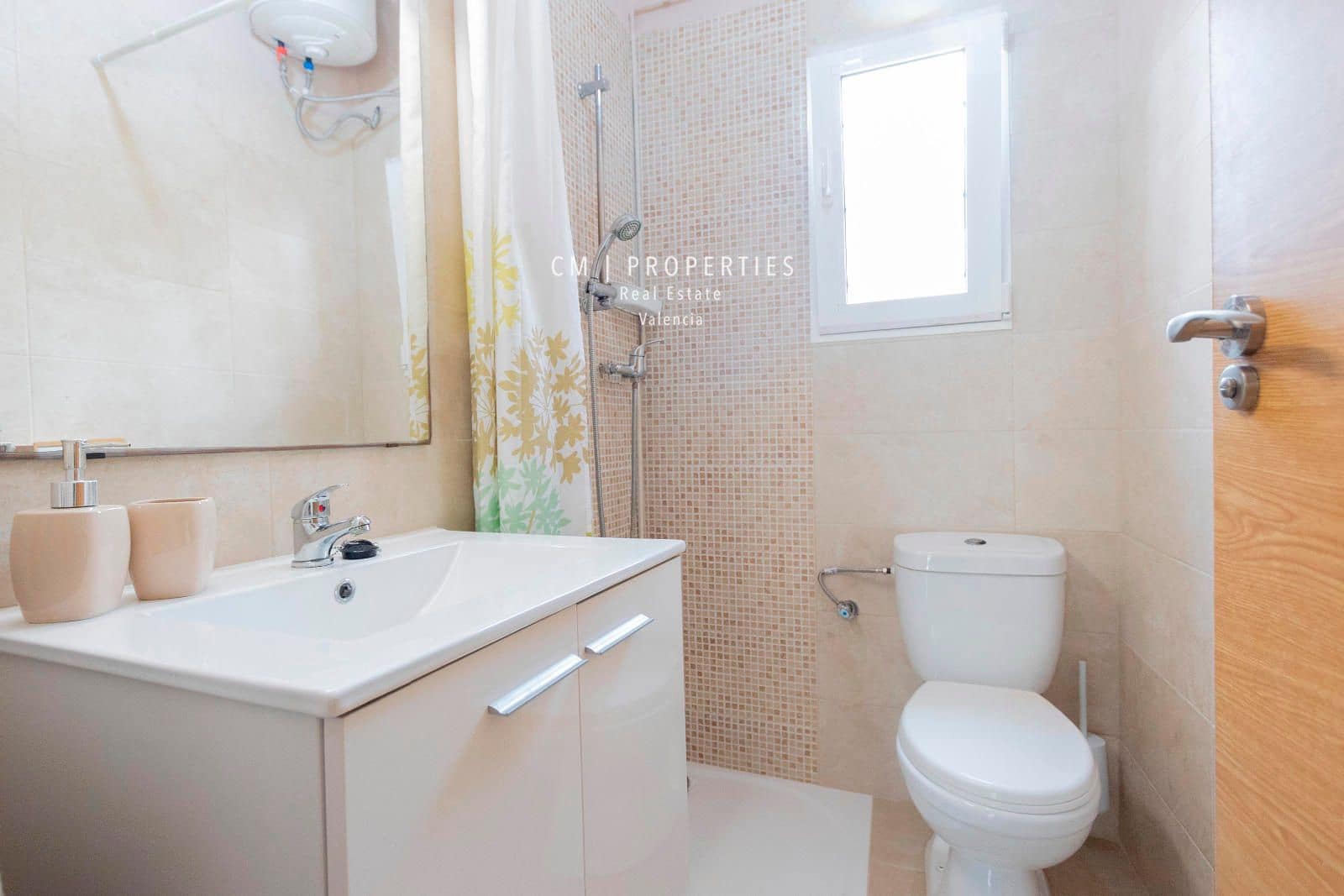 2 soveværelse Villa til leje i La Canada med swimmingpool - € 1.000 (Ref: 8518684)