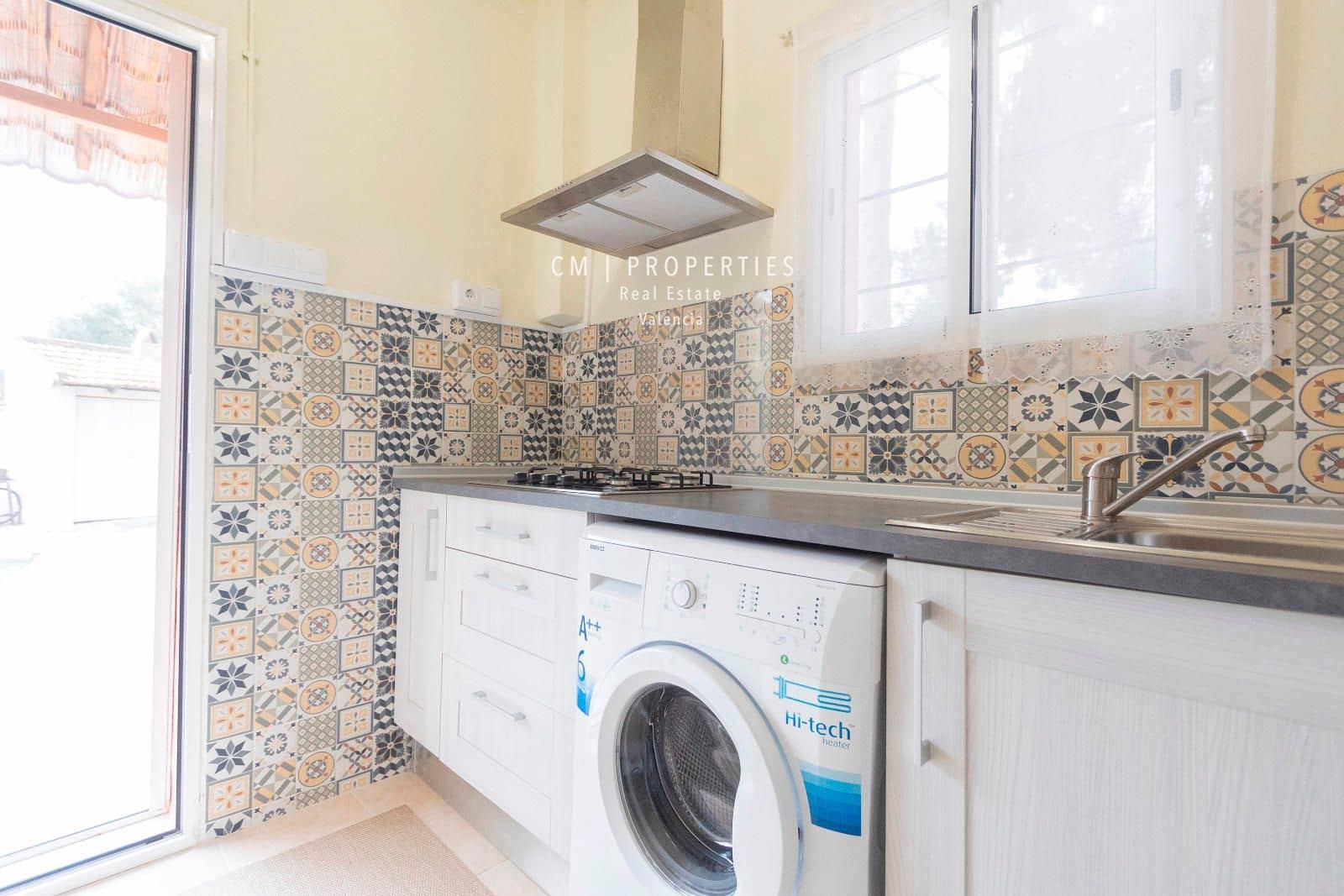 2 soveværelse Villa til leje i La Canada med swimmingpool - € 1.000 (Ref: 8518684)