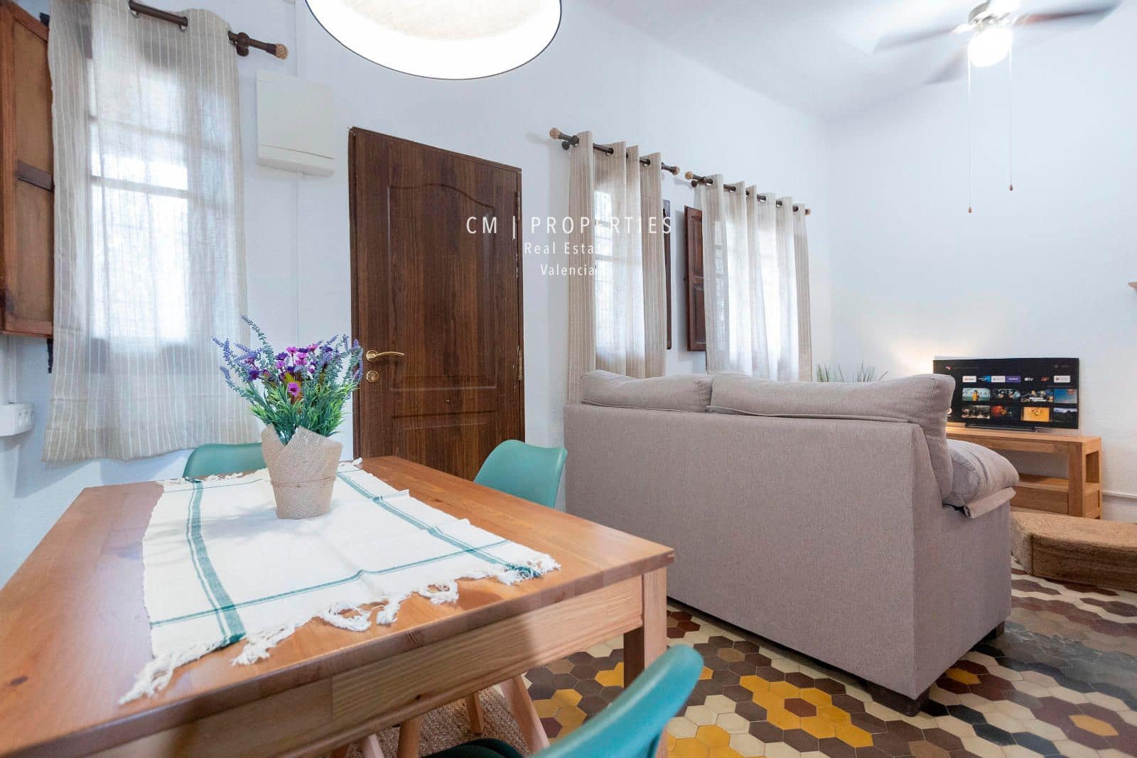 2 soveværelse Villa til leje i La Canada med swimmingpool - € 1.000 (Ref: 8518684)