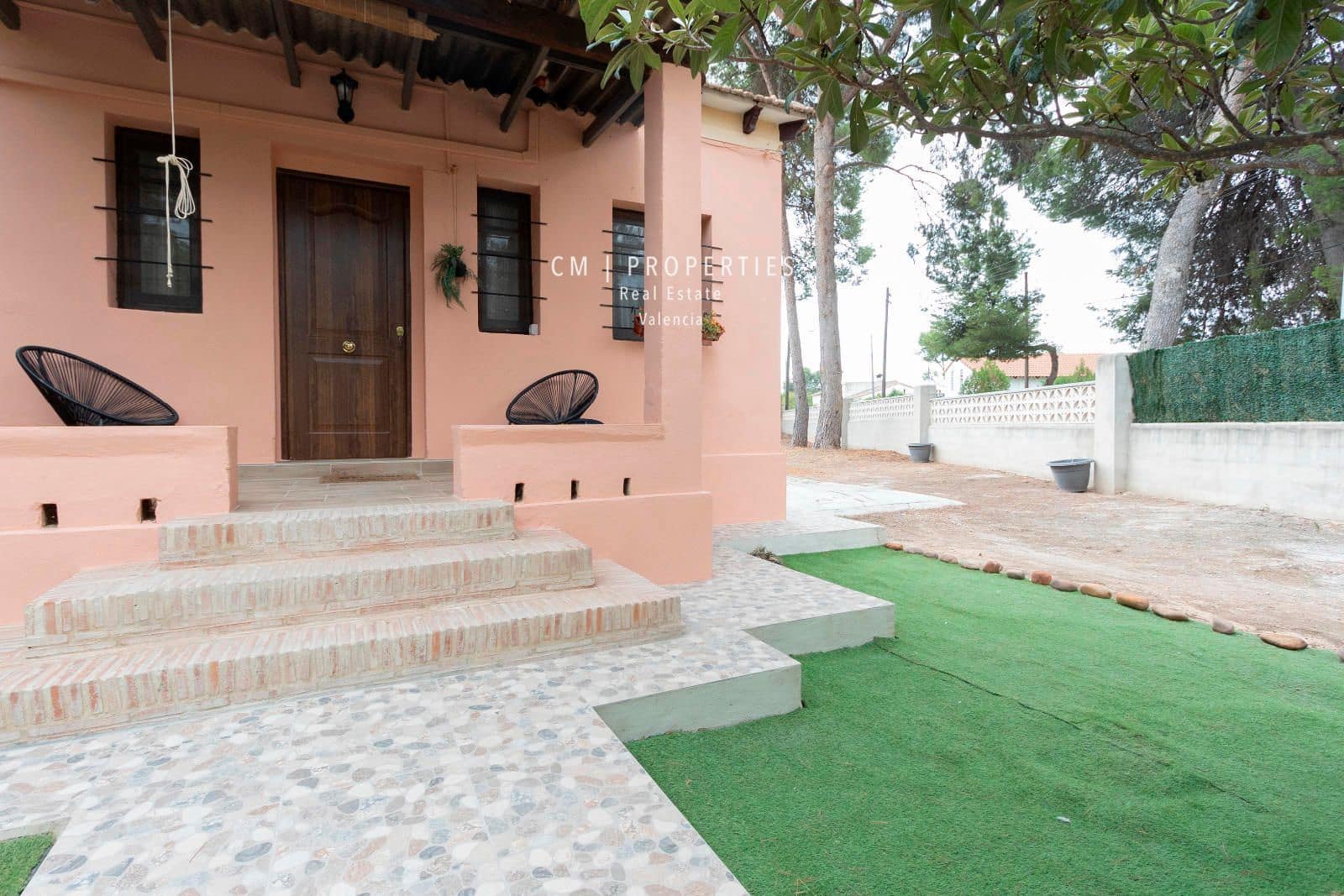 2 soveværelse Villa til leje i La Canada med swimmingpool - € 1.000 (Ref: 8518684)