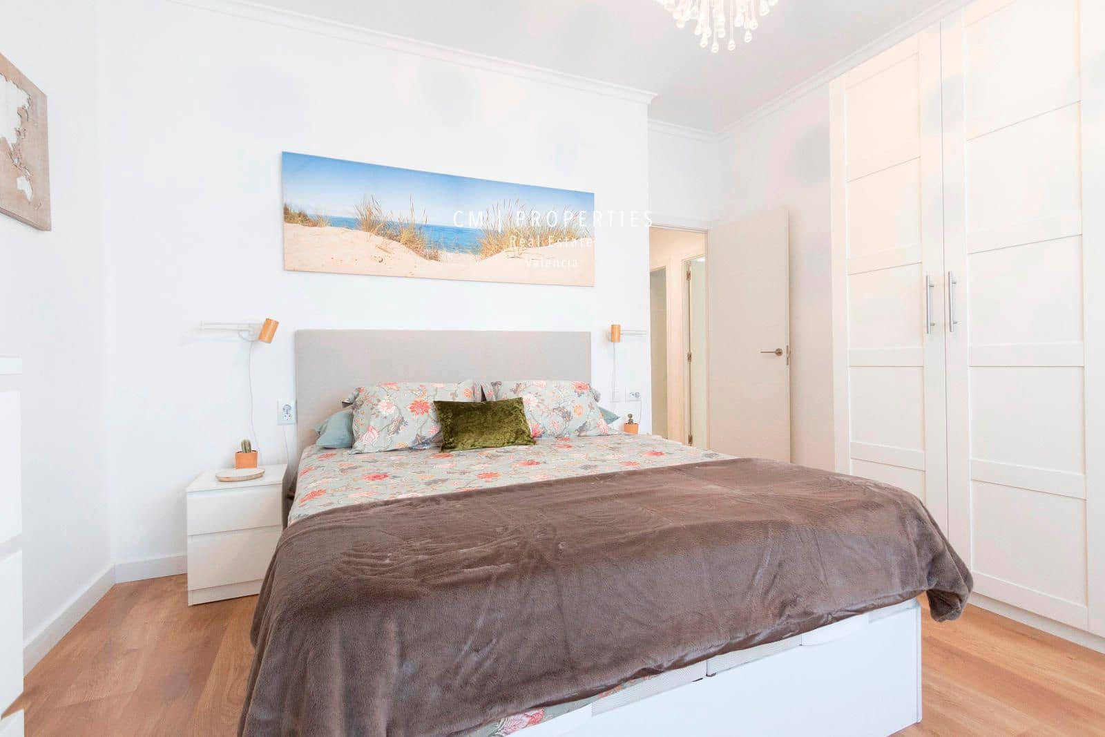 3 soverom Leilighet til leie i Valencia by - € 1 800 (Ref: 8522888)