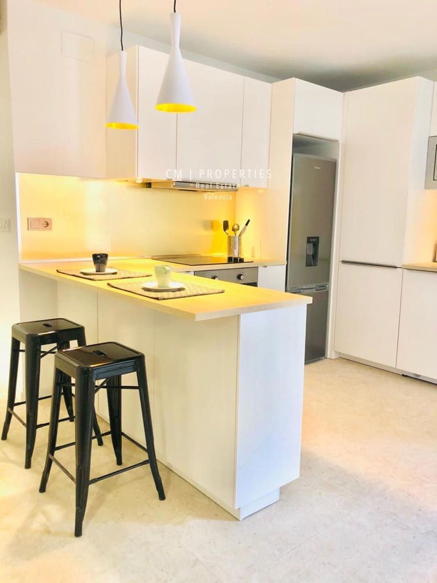 2 sypialnia Mieszkanie do wynajęcia w Miasto Walencja - 1 950 € (Ref: 8523224)