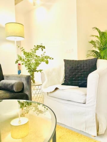 2 soverom Leilighet til leie i Patraix, Valencia by - € 1 950 (Ref: 8523224)