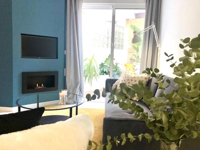 2 soverom Leilighet til leie i Patraix, Valencia by - € 1 950 (Ref: 8523224)