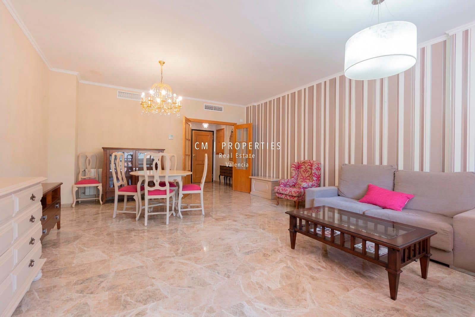 3 Zimmer Villa zu vermieten in Betera mit Pool Garage - 2.000 € (Ref: 8533161)