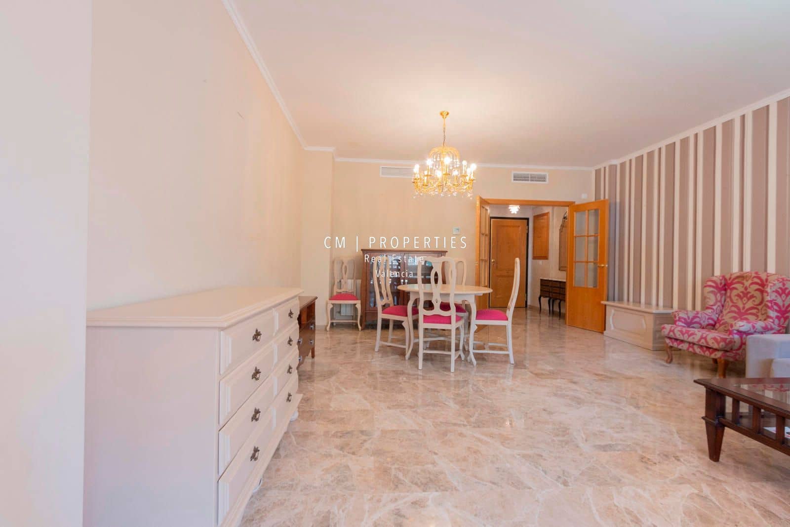 3 Zimmer Villa zu vermieten in Betera mit Pool Garage - 2.000 € (Ref: 8533161)