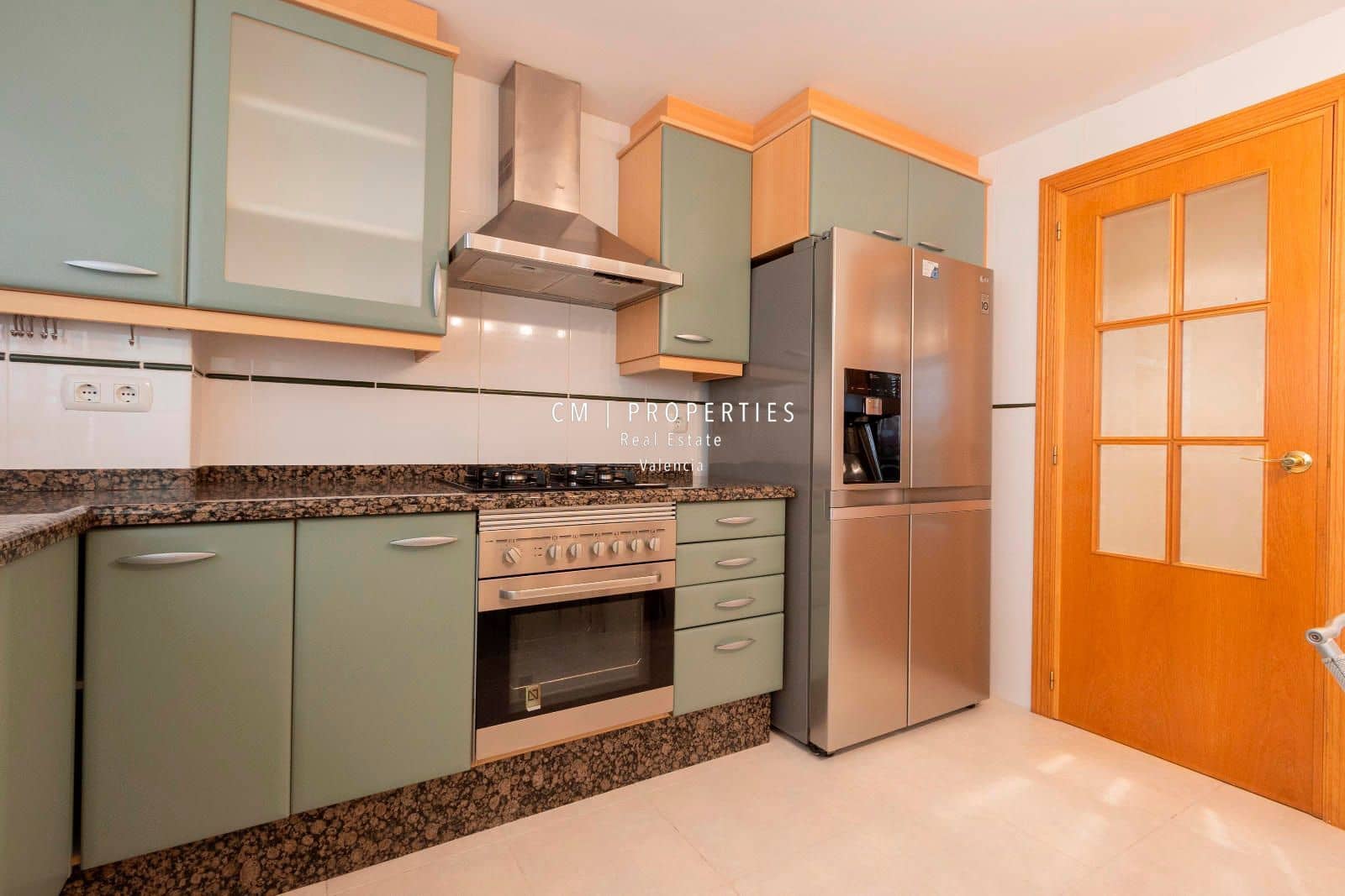 3 Zimmer Villa zu vermieten in Betera mit Pool Garage - 2.000 € (Ref: 8533161)