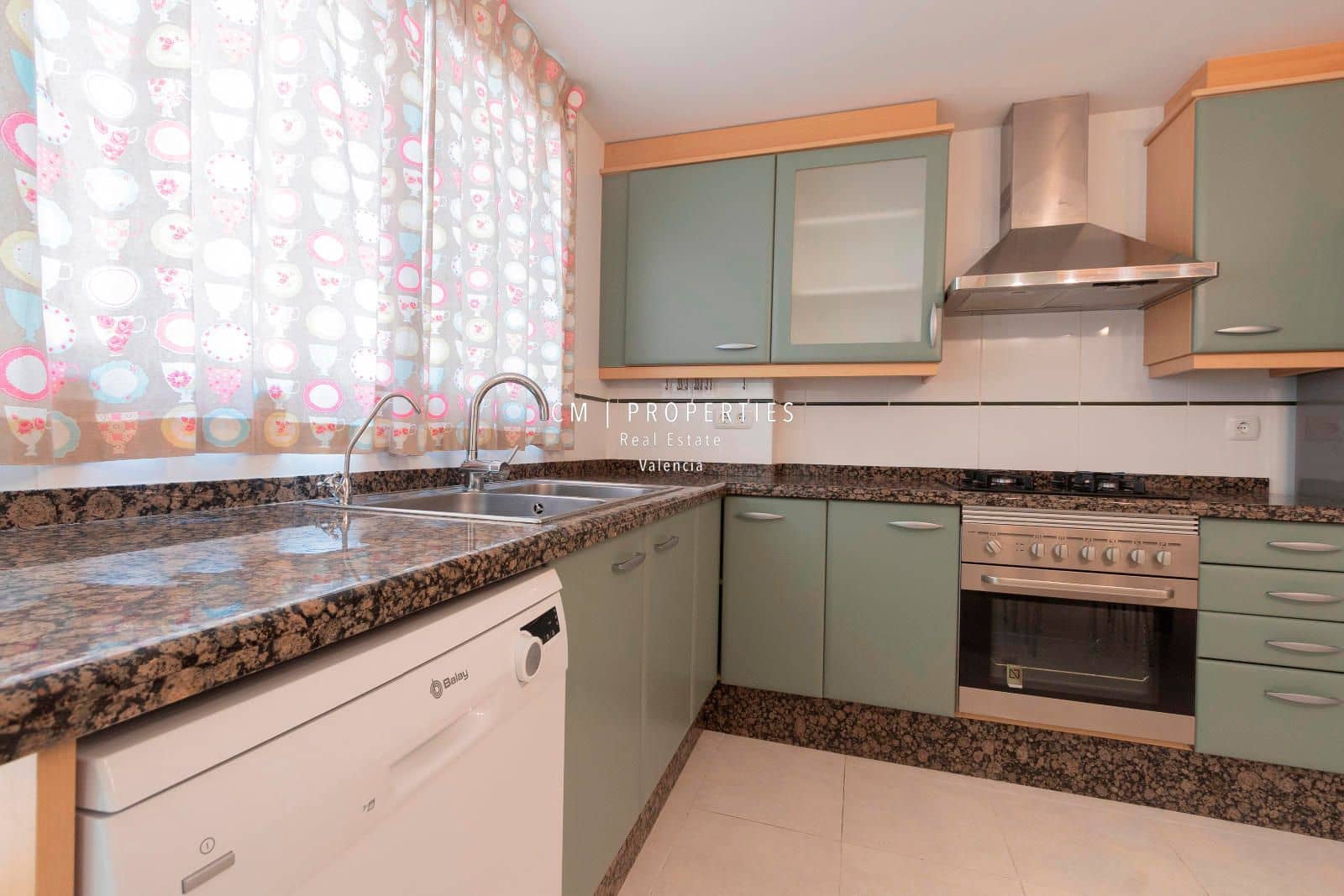 3 Zimmer Villa zu vermieten in Betera mit Pool Garage - 2.000 € (Ref: 8533161)