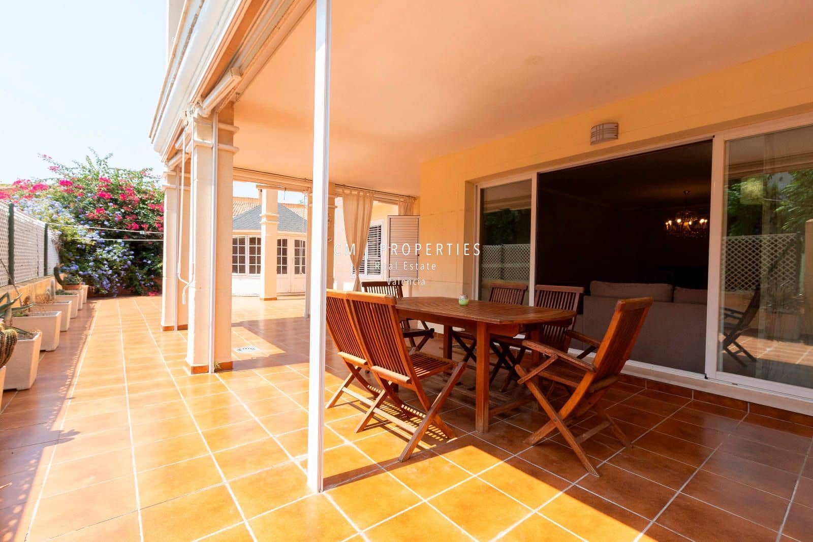 3 Zimmer Villa zu vermieten in Betera mit Pool Garage - 2.000 € (Ref: 8533161)
