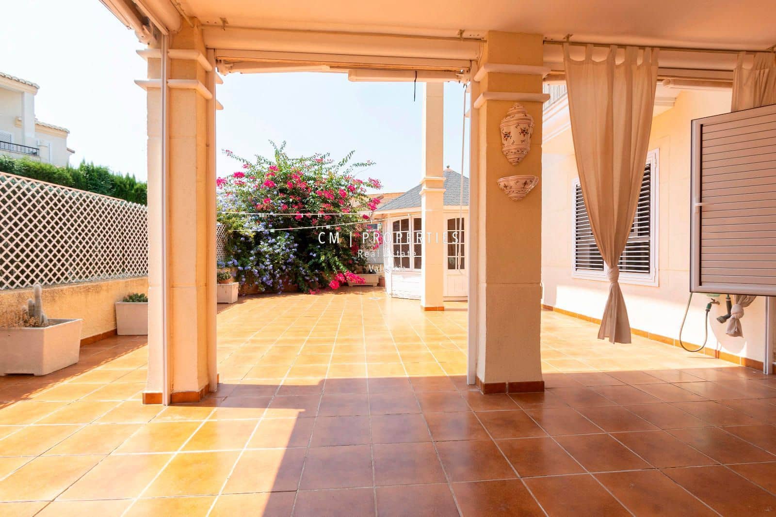 3 Zimmer Villa zu vermieten in Betera mit Pool Garage - 2.000 € (Ref: 8533161)