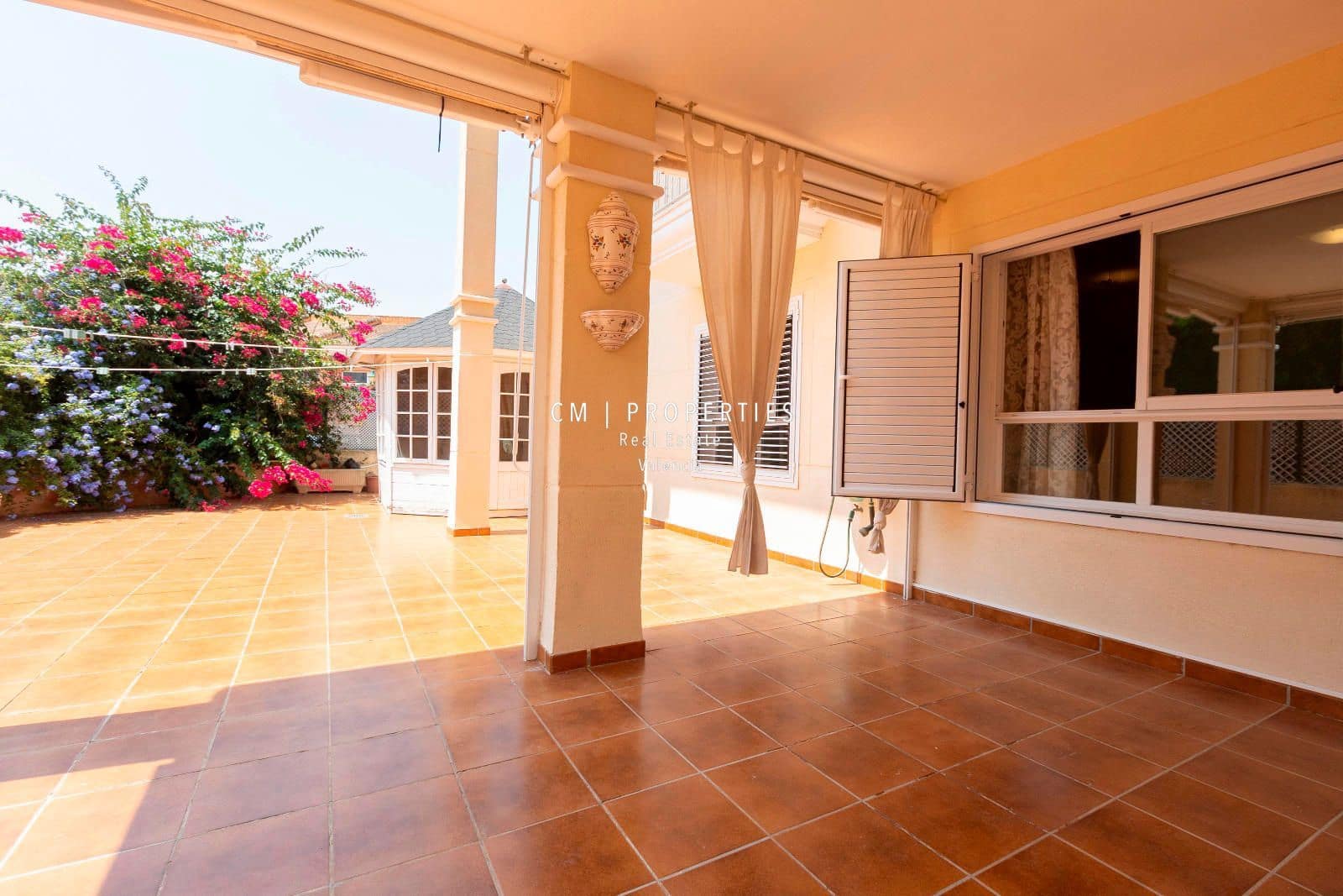 3 Zimmer Villa zu vermieten in Betera mit Pool Garage - 2.000 € (Ref: 8533161)