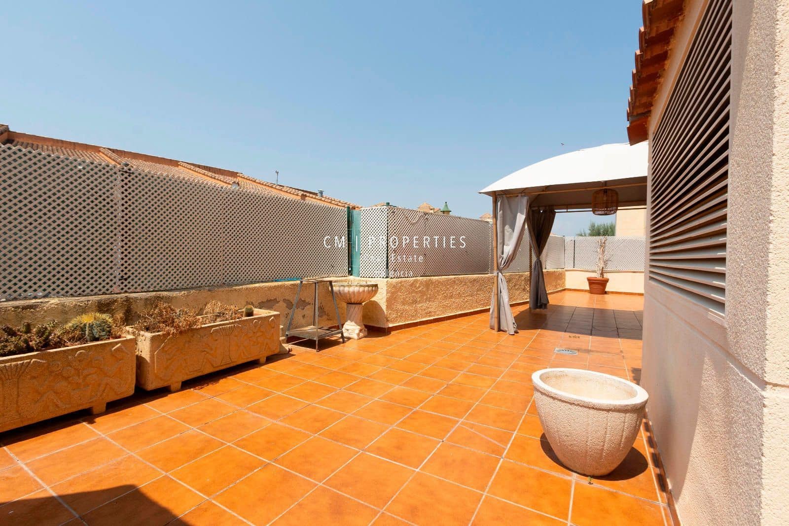 3 Zimmer Villa zu vermieten in Betera mit Pool Garage - 2.000 € (Ref: 8533161)
