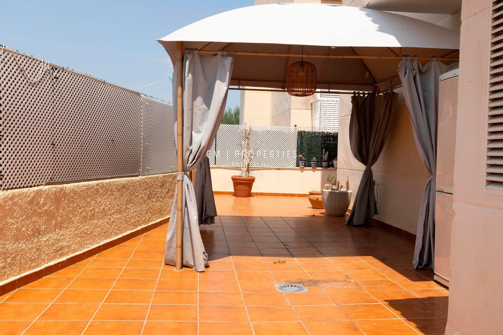 3 Zimmer Villa zu vermieten in Betera mit Pool Garage - 2.000 € (Ref: 8533161)